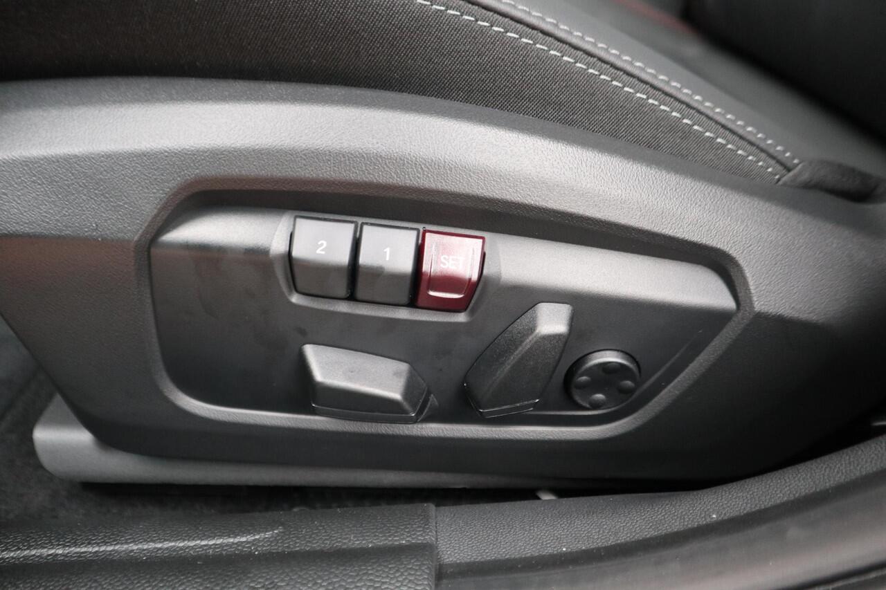 Mini COOPER 3-deurs C John Coopr Works Trim + Pakket M