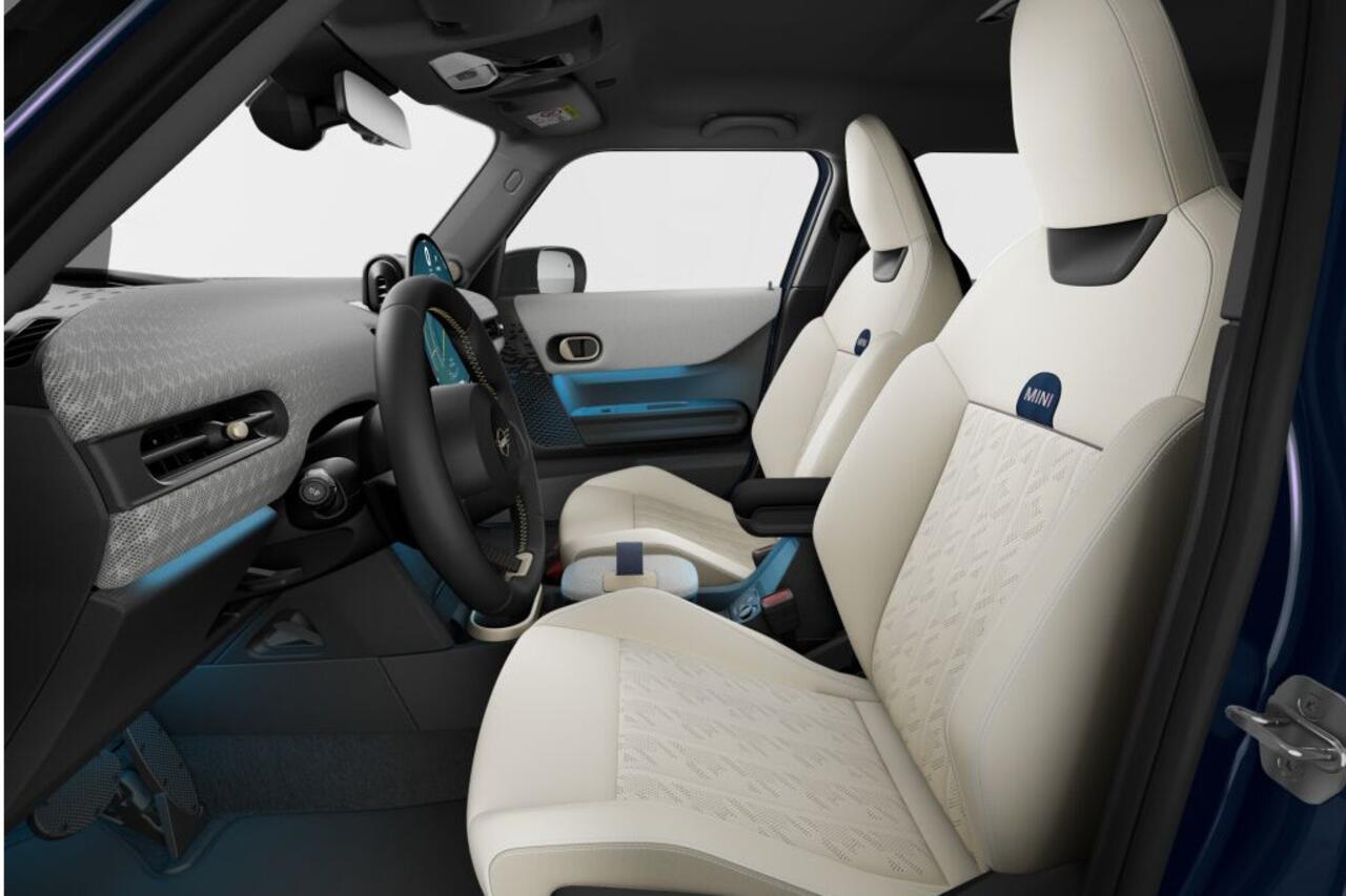 Mini COOPER 5-deurs C Favoured L | 18"LM Night Flash Spoke 2-tone | Opruimingsvoordeel