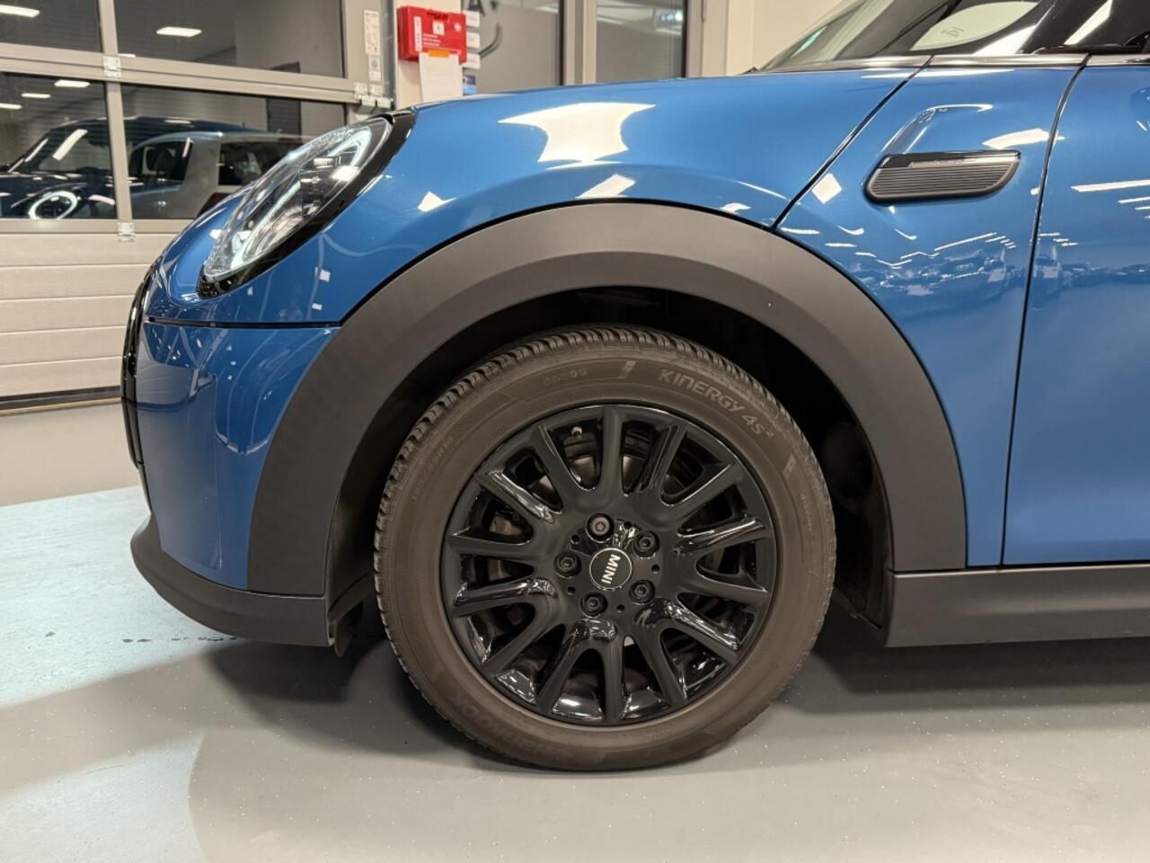 Mini COOPER Mini 1.5 Business Edition/ Automaat/ Led/ Navi/ Cruise