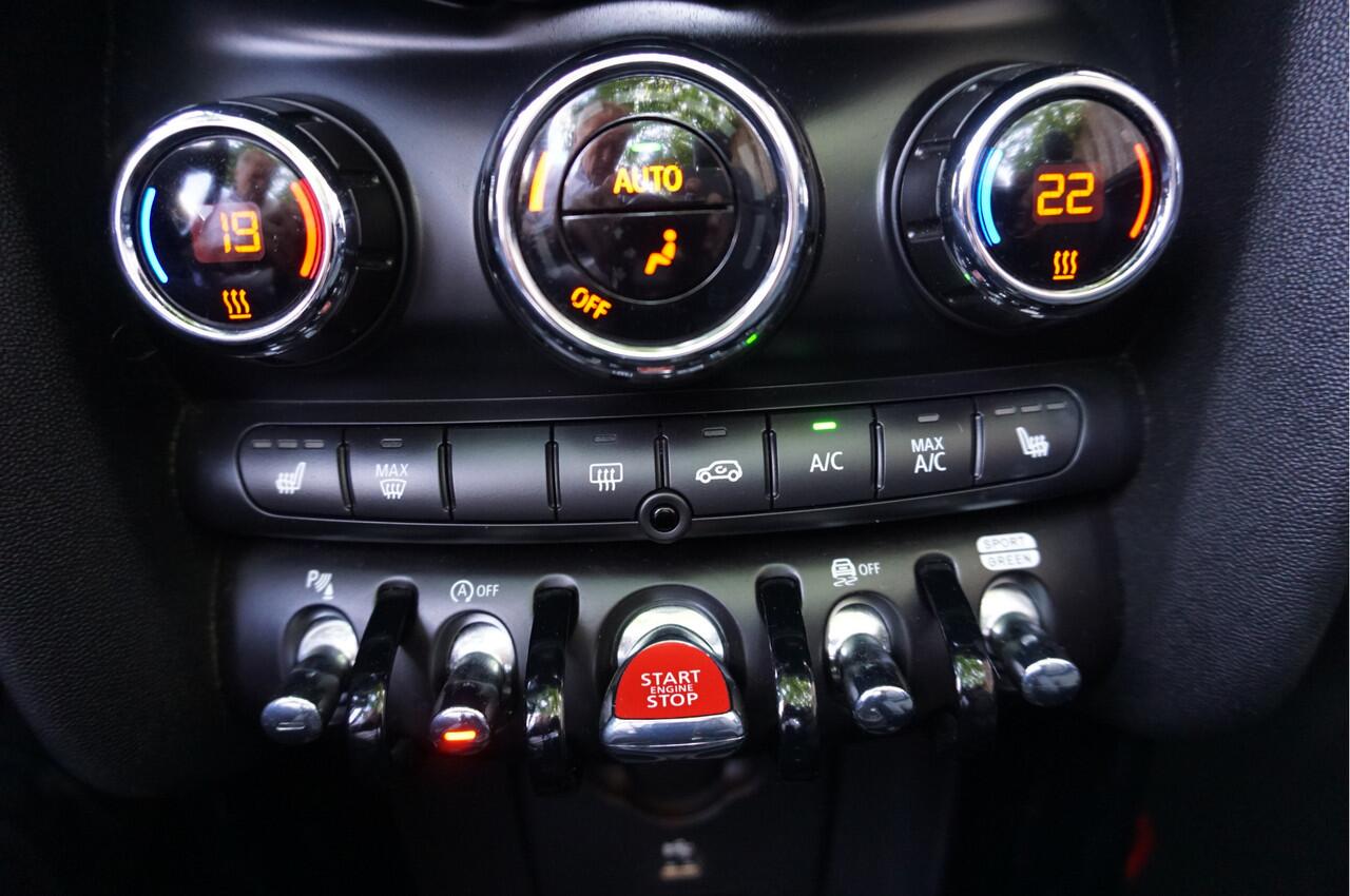 Mini COOPER Cabrio 1.5 Resolute Edition. Navi Leder Camera DAB. Incl. afleverbeurt en 12 mnd Bovag garantie