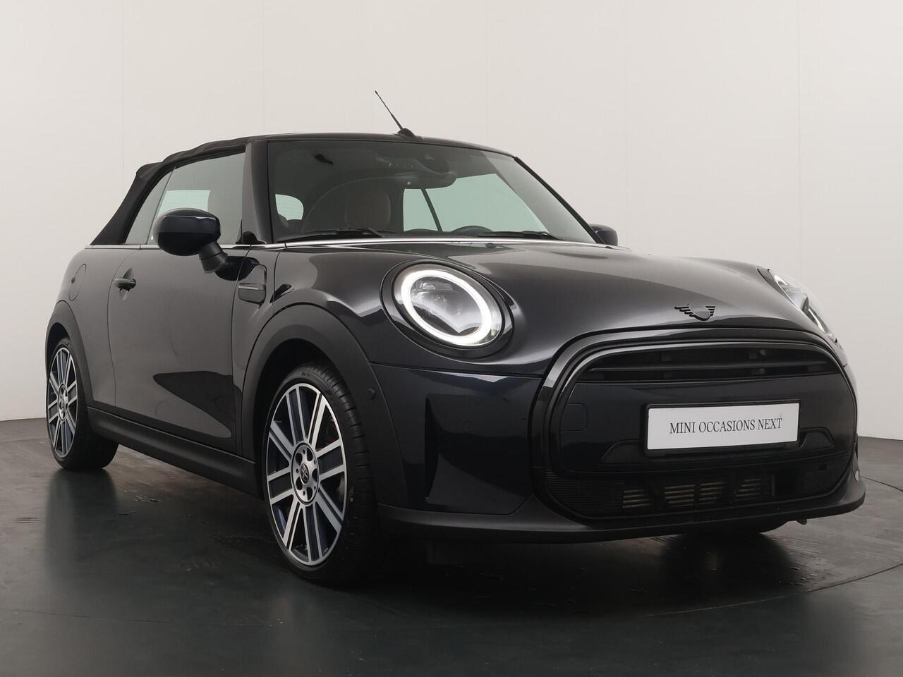 Mini COOPER Cabrio MINI Yours | Achteruitrijcamera | Stoelverwarming | Head-Up | Keyless Entry |