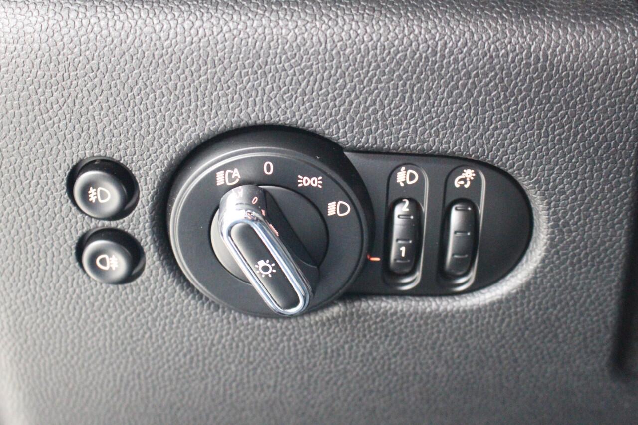 Mini COOPER Mini 1.5 Automaat JCW Pakket Navigatie | Led verlichting | Climate Control | Cruise Control