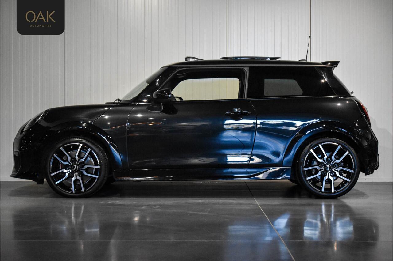 Mini COOPER Mini 1.5 C John Cooper Works M | Panorama | Leder | Head-Up | Camera | 18"LM | Midnight Black