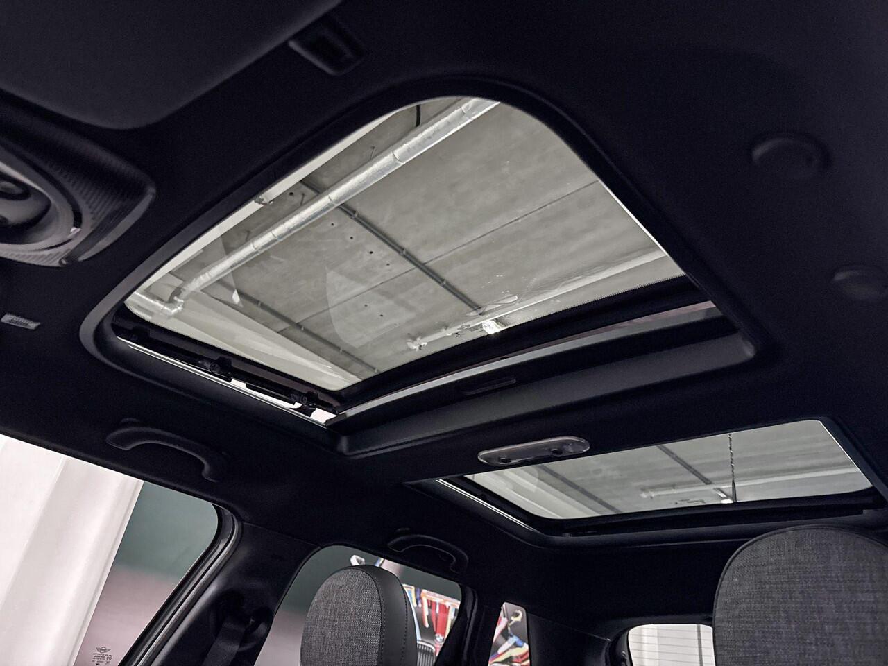 Mini COOPER 5-deurs 1.5 Classic