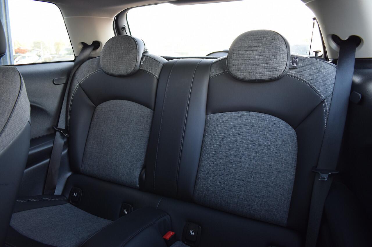 Mini COOPER Mini 1.5 Camden Edition | Apple CarPlay | Half Leer | Cruise | Climate