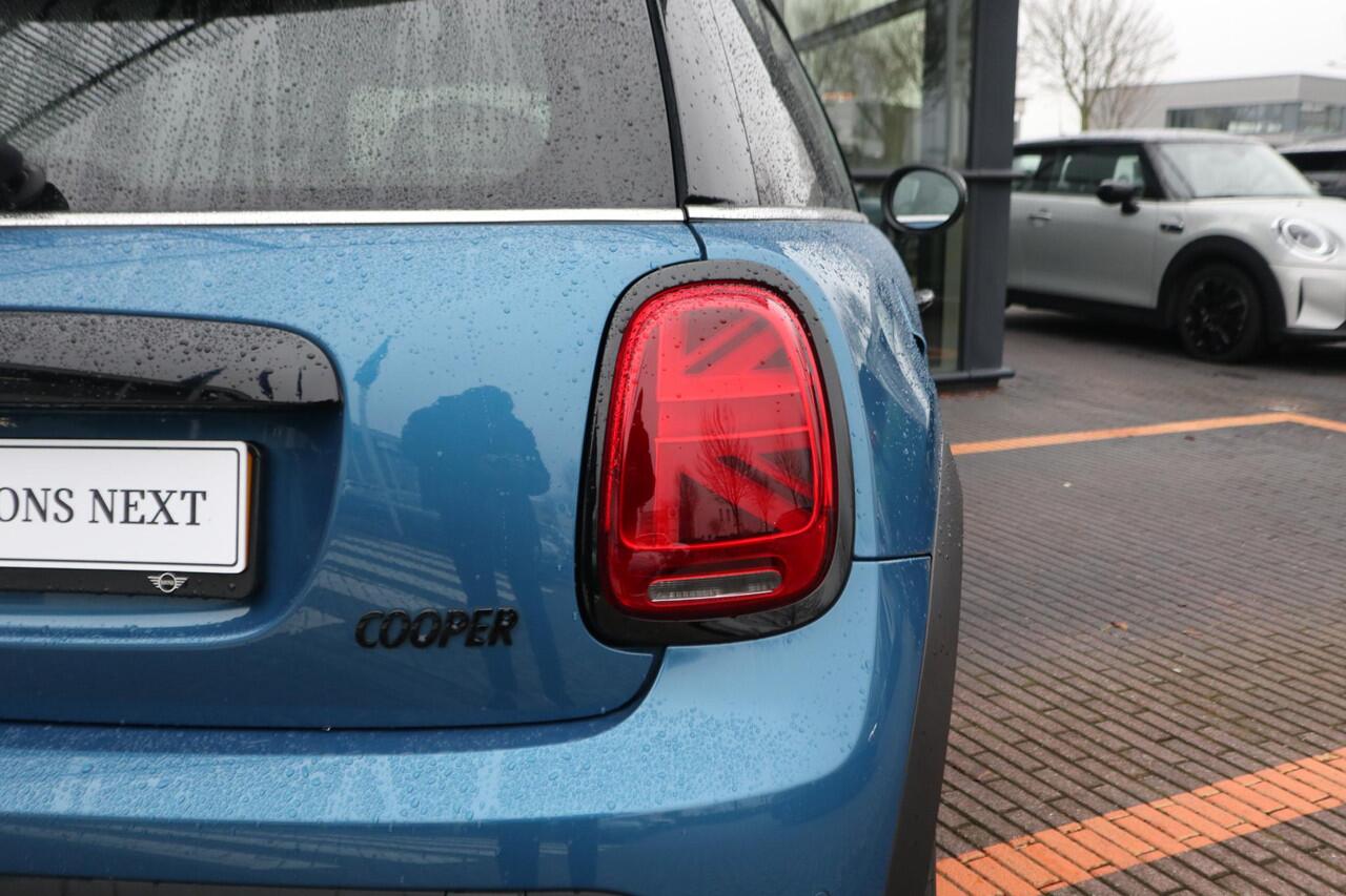 Mini COOPER 3-Deurs | Leder | Achteruitrijcamera | Panoramadak | Comfort Acces