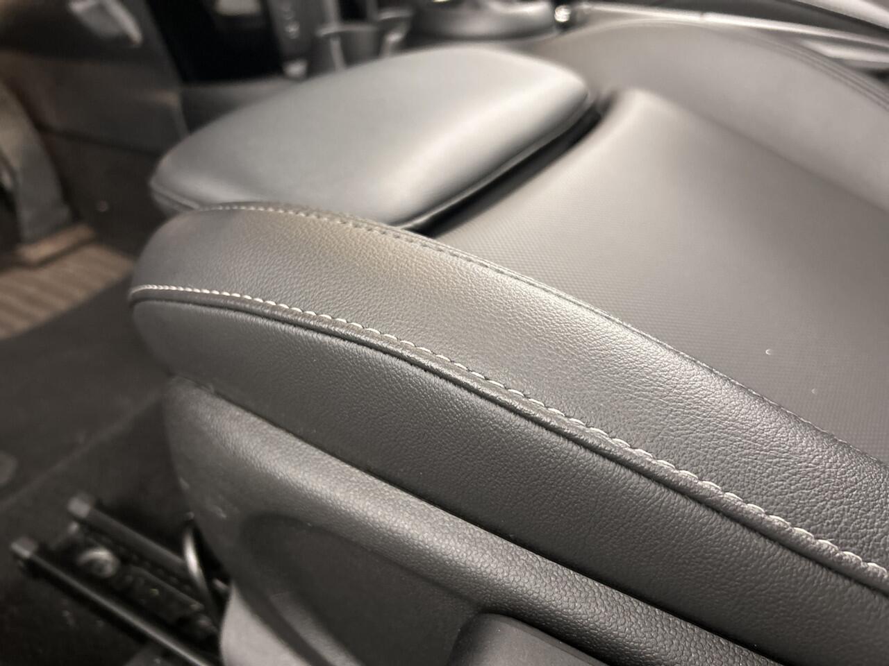 Mini COOPER Mini Cabrio 1.5 Camden/Leder/Carplay/LED/Clima/Navi