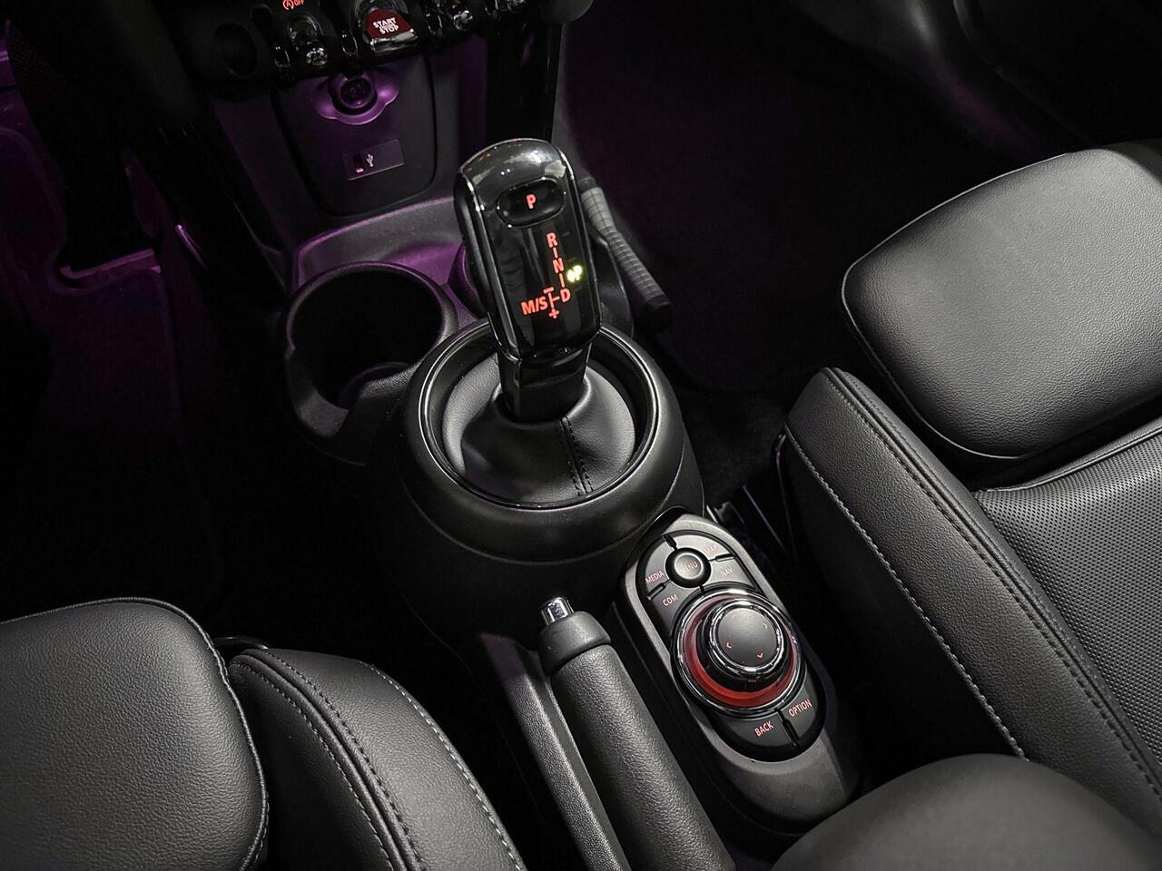 Mini COOPER 3-deurs | Sfeerverlichting | Park Distance Control | Apple CarPlay