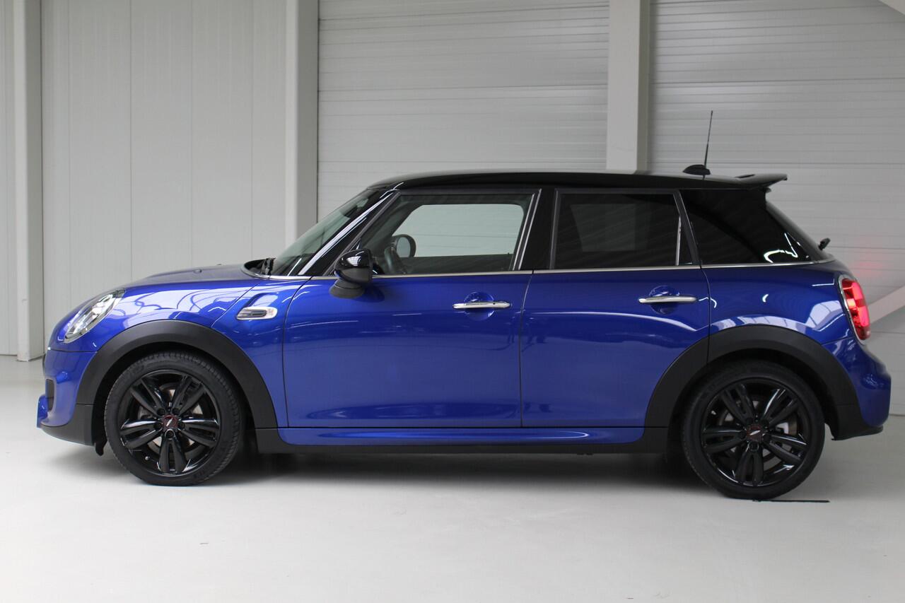 Mini COOPER Mini 1.5 Automaat JCW Pakket Navigatie | Led verlichting | Climate Control | Cruise Control