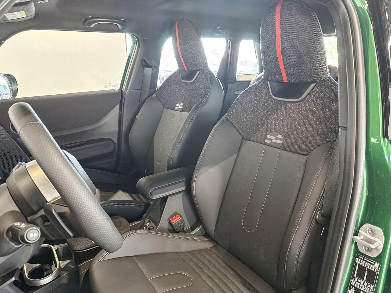 Mini COOPER 5-deurs C John Cooper Works Pakket M Aut.