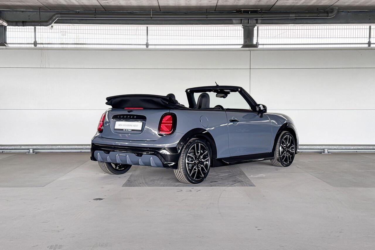 Mini COOPER Cabrio 2.0 C John Cooper Works M | Selections | Pakket M