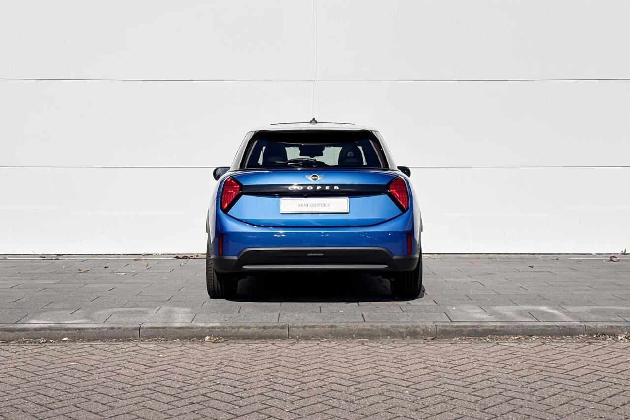 Mini COOPER 5-deurs C Favoured L