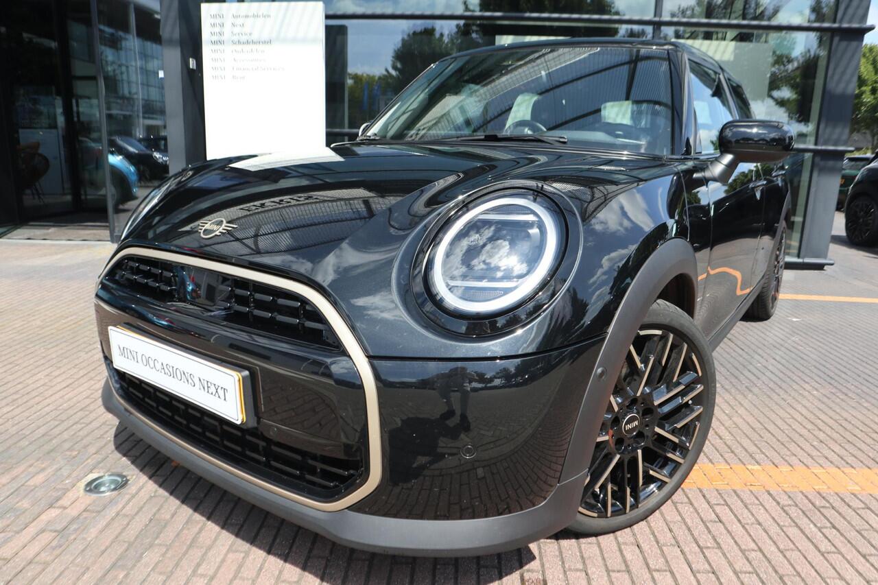 Mini COOPER 5-deurs C / Favoured Trim + Pakket S