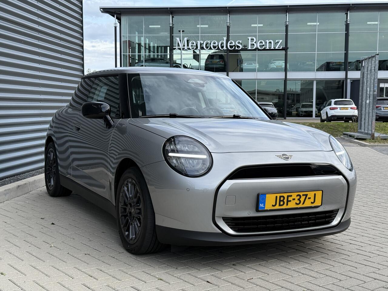 Mini COOPER Mini E Essential 40.7 kWh