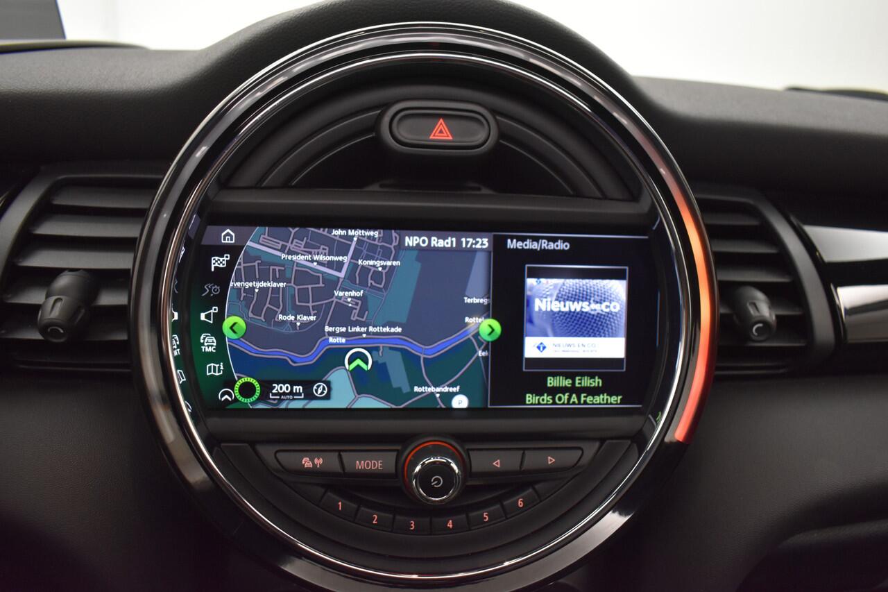 Mini COOPER Mini 1.5 60 Years Edition Panodak Vol Leder Harman Cardon Zwarte hemel Navi