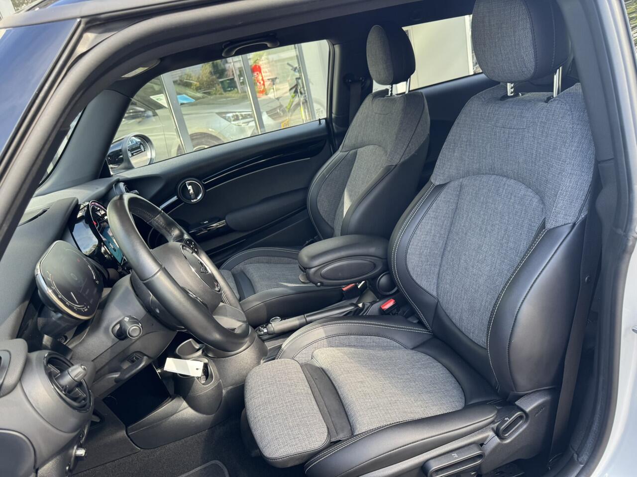 Mini COOPER Mini 1.5 Automaat*LED*Navi*Stoelverwarming*