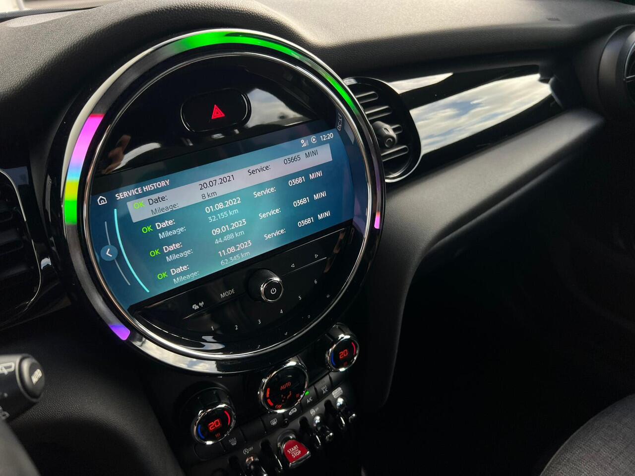 Mini COOPER 1.5 Business Edition NL AUTO | DEALER ONDERH | UNION JACK | CARPLAY