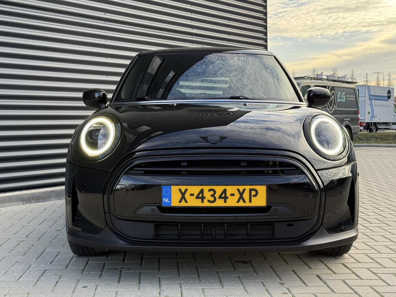 Mini COOPER Mini 1.5 One Yours Leder/Apple/Stuur+stoel warm