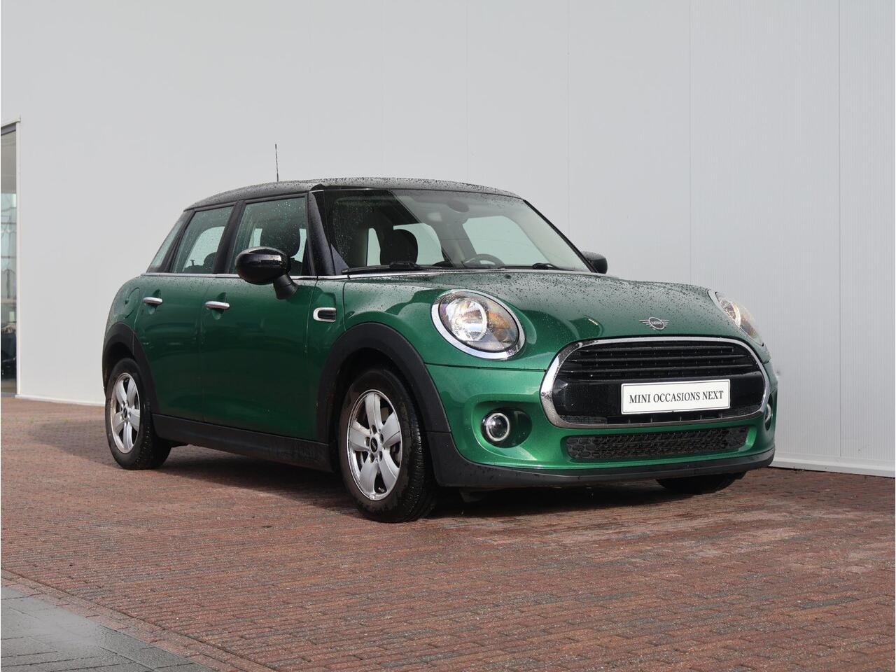 Mini COOPER 1.5 Multifunctioneel stuurwiel/ Cruise Control/ Navigatie