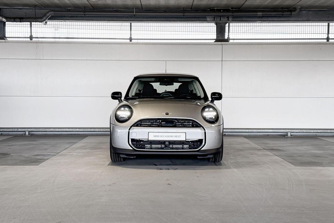 Mini COOPER 3-deurs 1.5 Cooper C Essential XS
