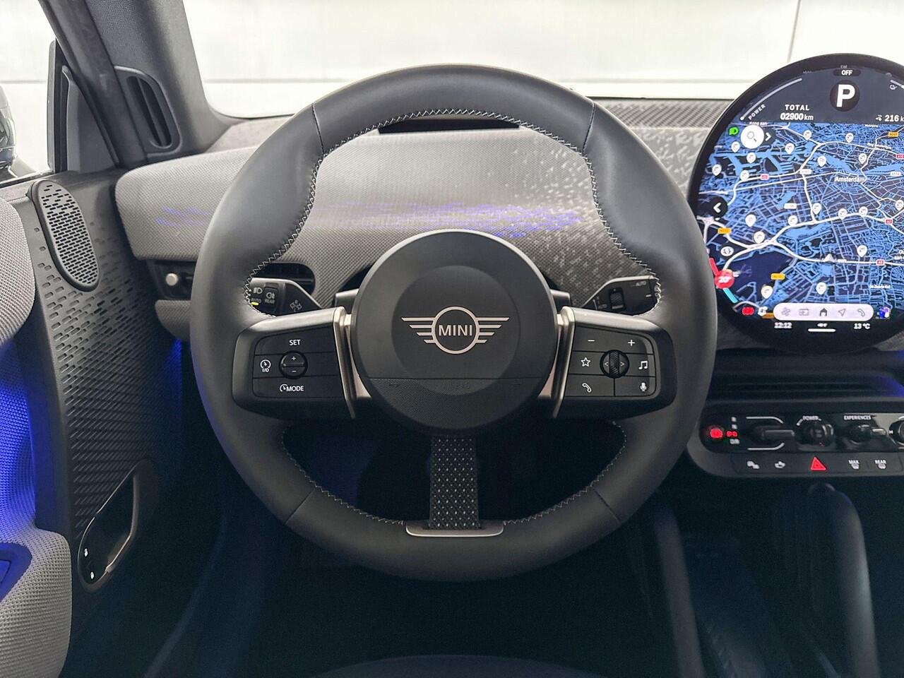 Mini COOPER 3-deurs E Favoured M 40.7 kWh