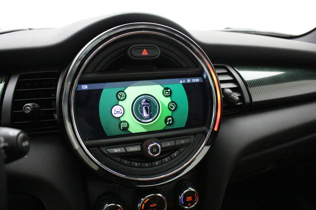 Mini COOPER 5-deurs 60 Years Edition | Leder | Panorama | Harman Kardon