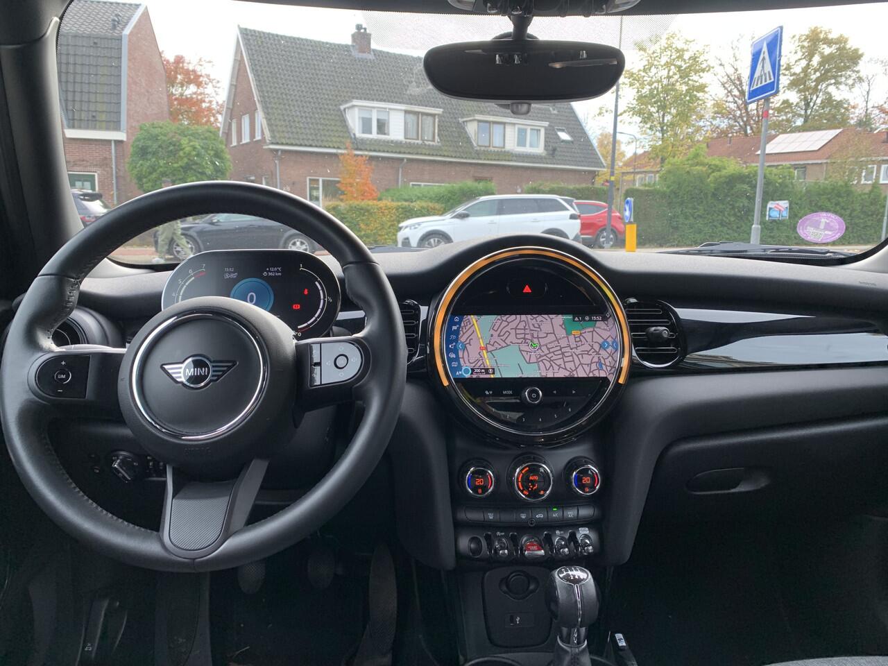 Mini COOPER Mini 1.5 136pk Edition, Clima | Navi | Facelift model