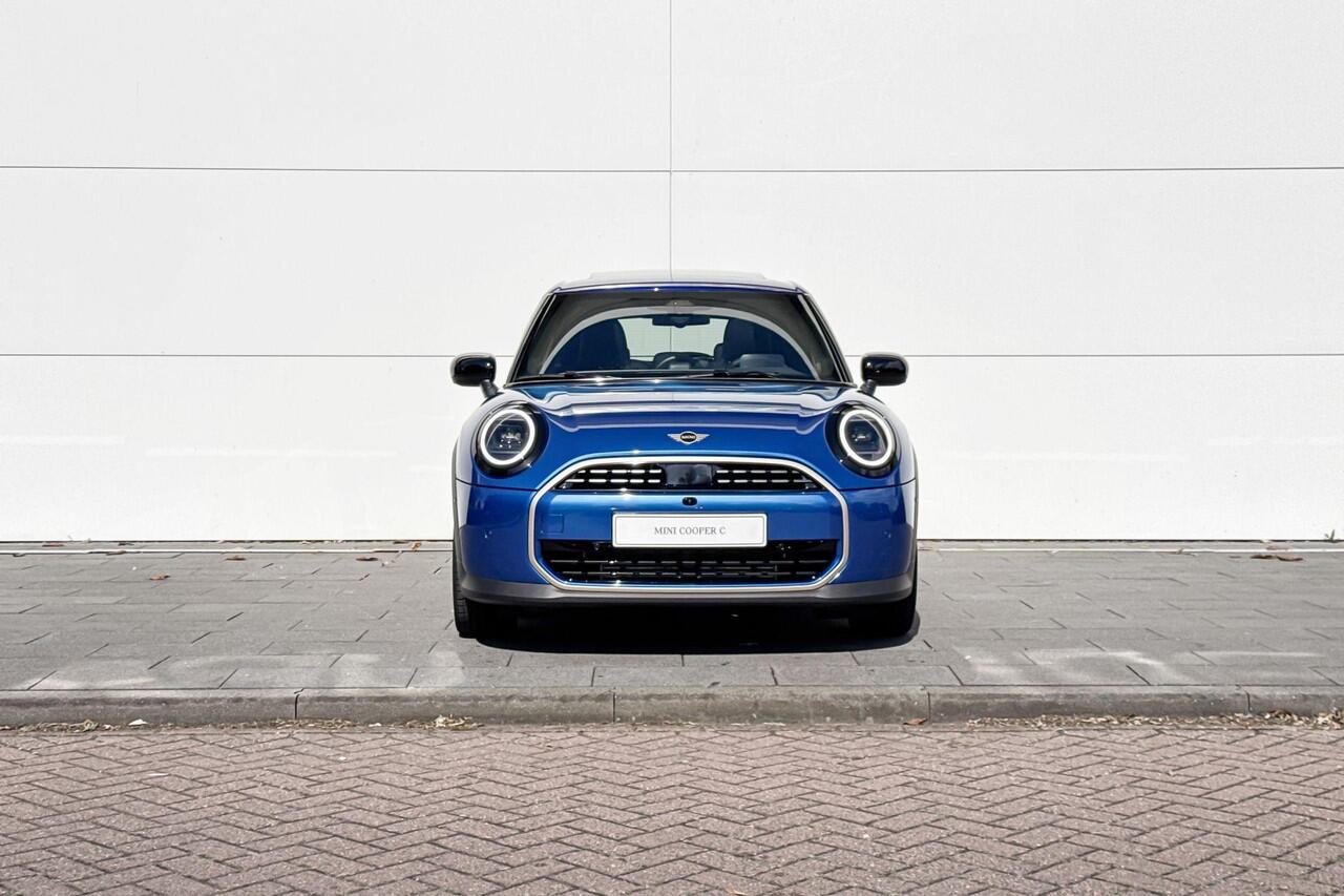 Mini COOPER 5-deurs C Favoured L