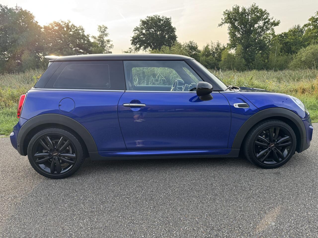 Mini COOPER Mini 1.5 JWC Pakket Automaat Carplay