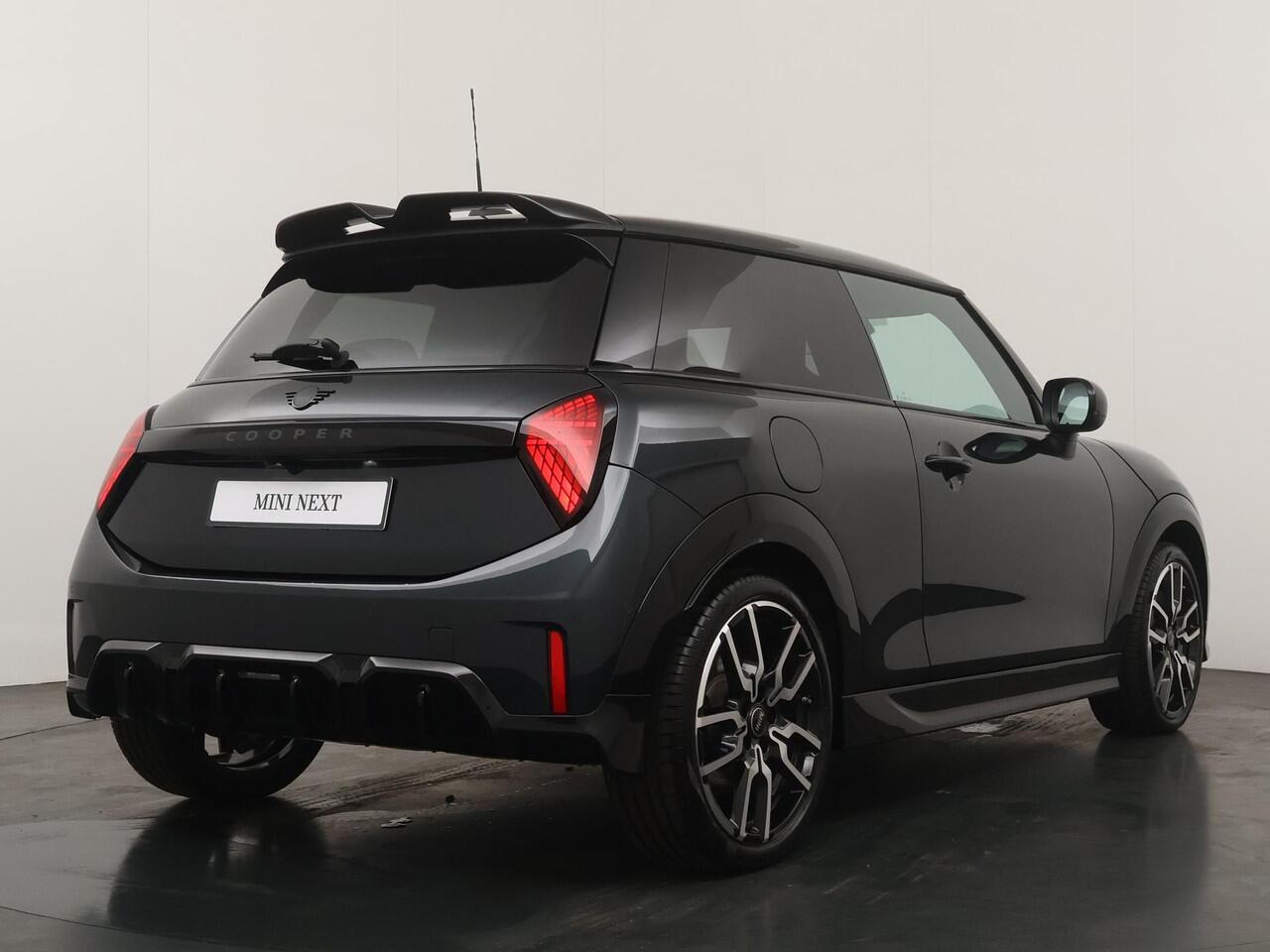 Mini COOPER 3-deurs C JCW-trim Pakket-M | Panoramadak | Stoel-stuurverwarming | Cruise | NAVI |