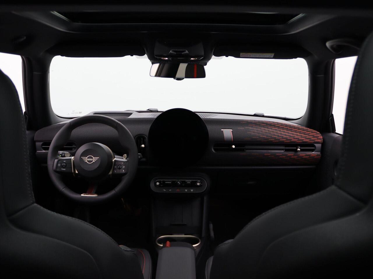 Mini COOPER 3-Deurs John Cooper Works + Pakket M + Driving Assistant + Glazen panoramadak + Parking Assistant + 17''