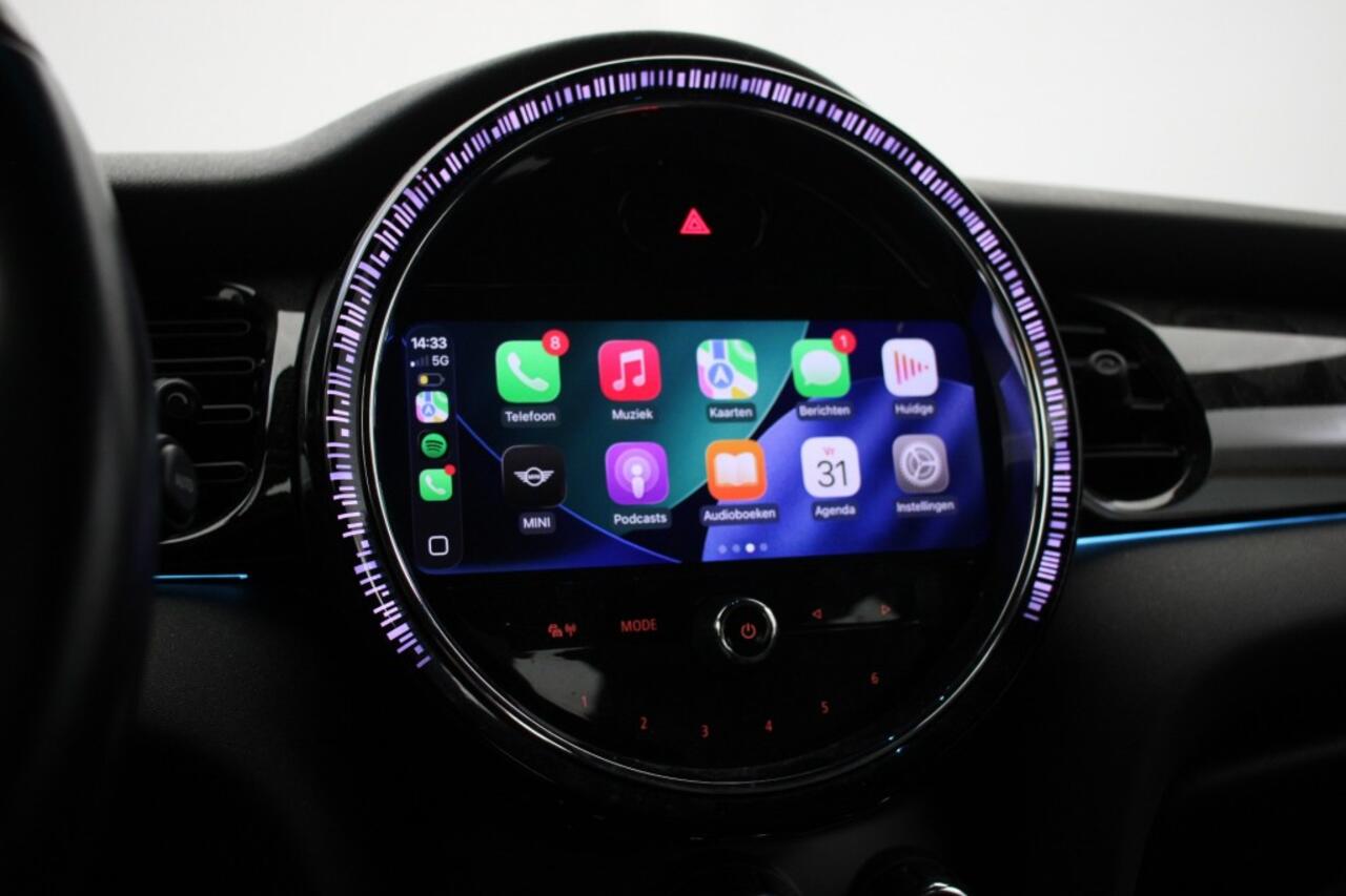 Mini COOPER Electric Business Edition 33 kWh - Carplay, Navi, Half Leer, Cruise, Clima, SOH 97%