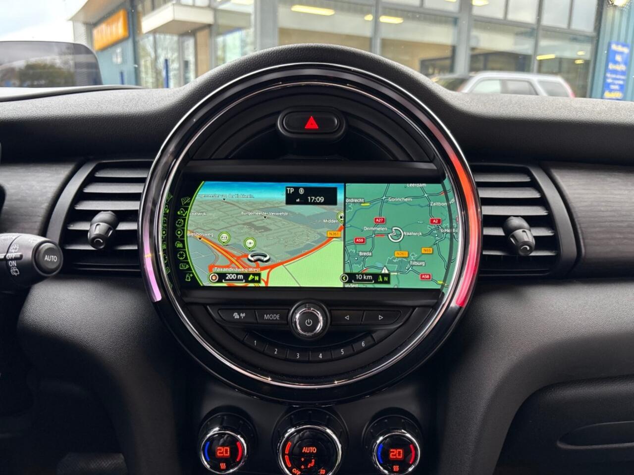 Mini COOPER 2.0 S 192PK AUTOMAAT AIRCO LEER NAVI PDC HEADUP.