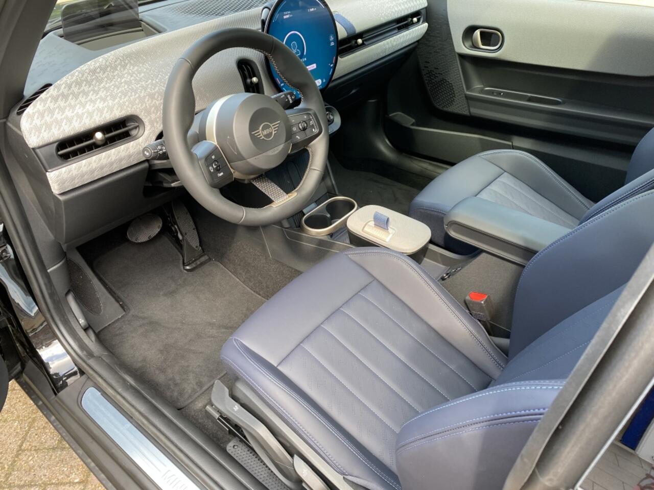 Mini COOPER Mini Navigatie leer Panoramadak 1.5 Chili Bns automaat/navigatie/panorama dak