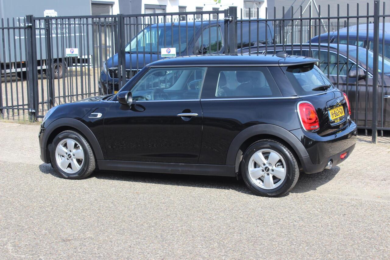 Mini COOPER Mini 1.5 Navigatie, 136PK!