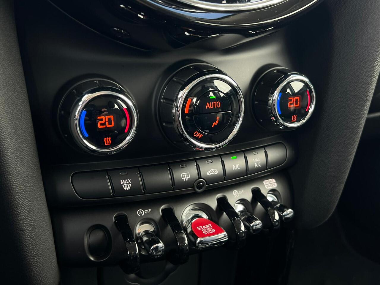 Mini COOPER Mini 1.5 Camden Edition NL AUTO | CARPLAY | DEALER ONDERH | UNION JACK