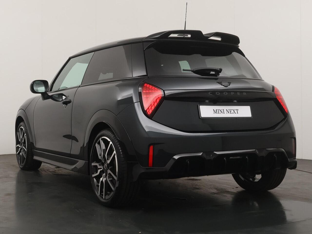 Mini COOPER 3-deurs C JCW-trim Pakket-M | Panoramadak | Stoel-stuurverwarming | Cruise | NAVI |