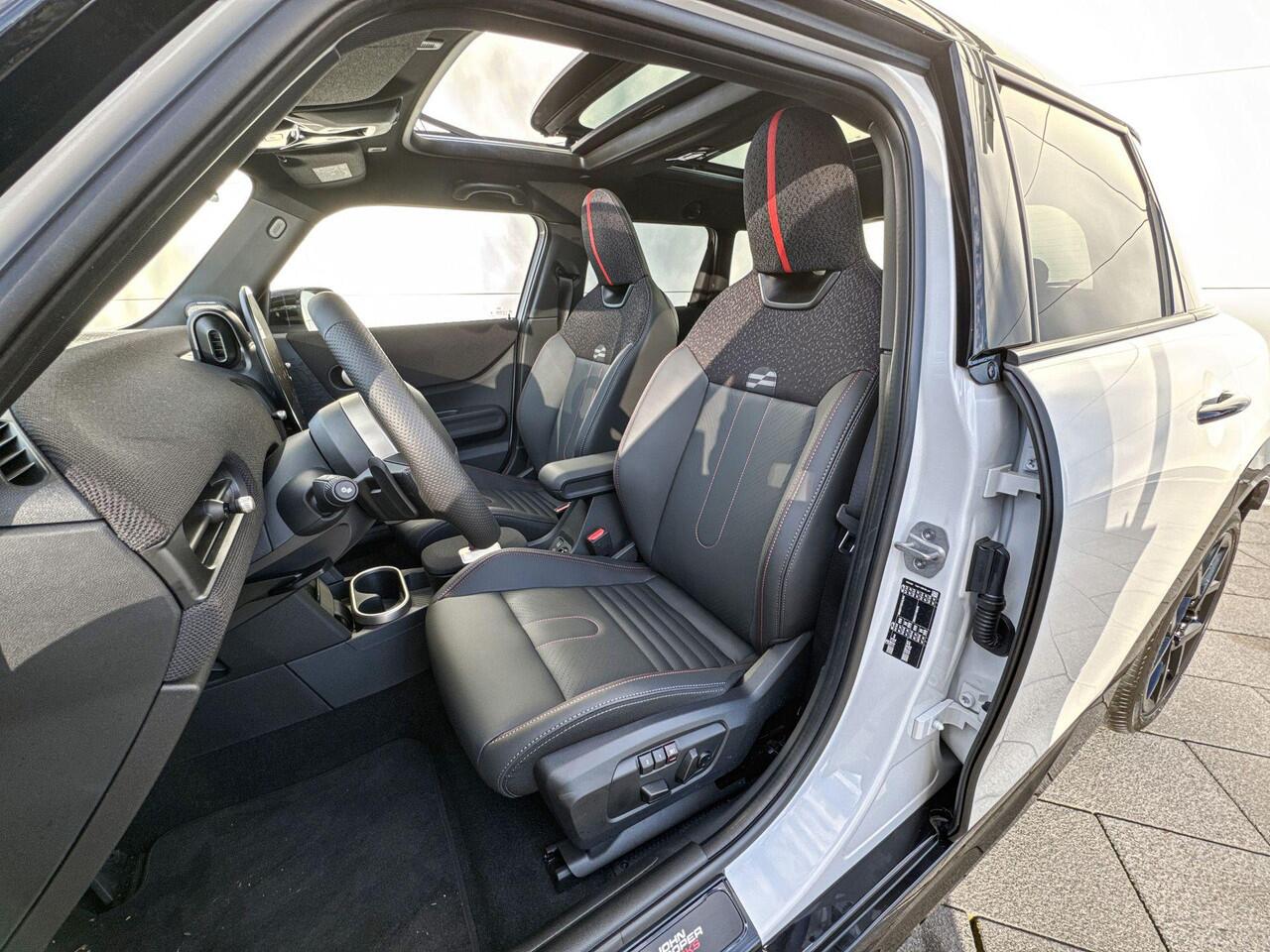 Mini COOPER 5-deurs 1.5 Cooper C John Cooper Works XL - Boost Deals