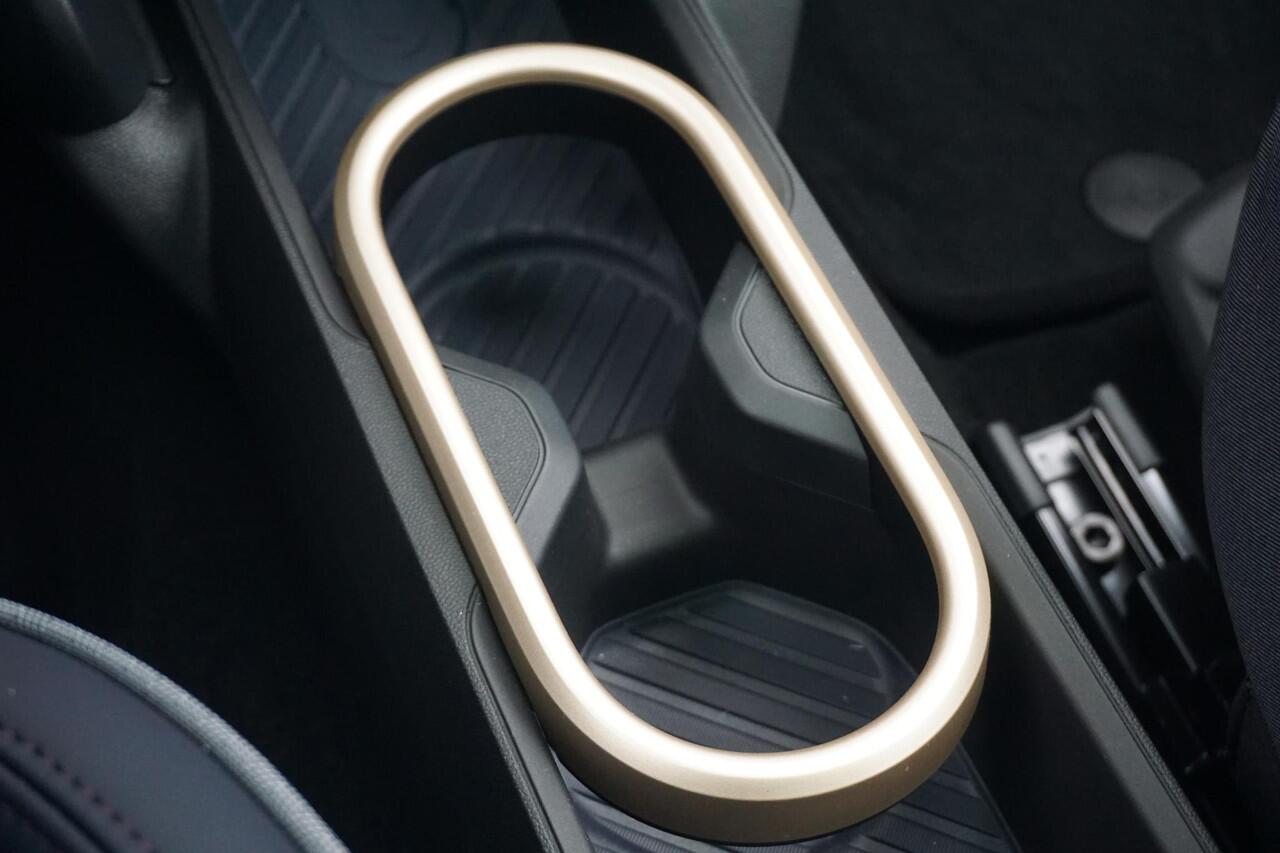 Mini COOPER E Favoured Trim | Pakket L