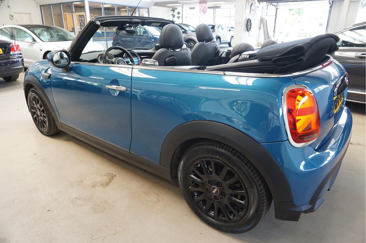 Mini COOPER Mini Cabrio 1.5 Maximized Navi Stoelverw. Camera DAB Blis Incl. afleverbeurt en 12 Bovag garantie
