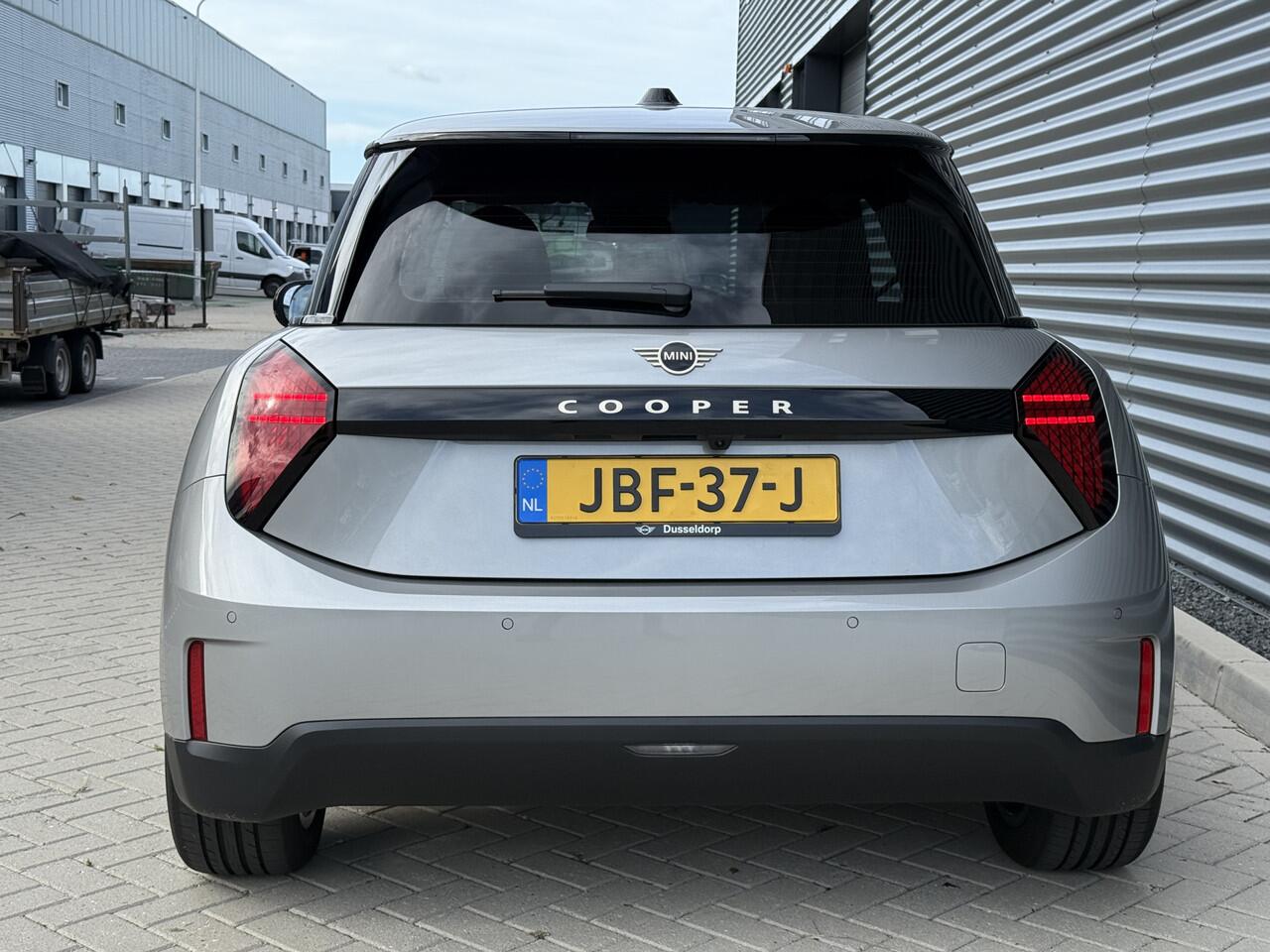 Mini COOPER Mini E Essential 40.7 kWh