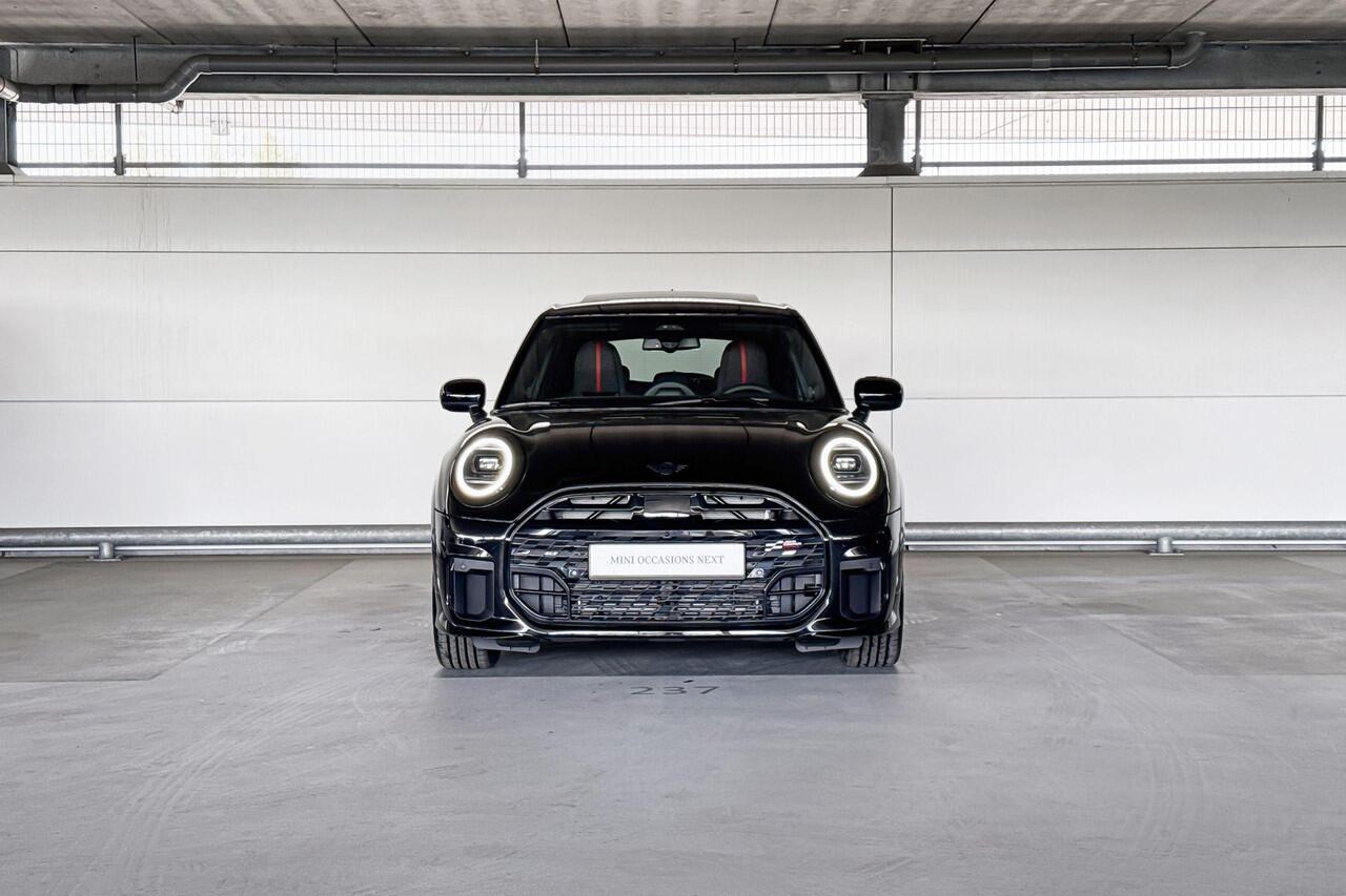 Mini COOPER 5-deurs 1.5 Cooper C John Cooper Works | Glazen panoramadak | Pakket XL