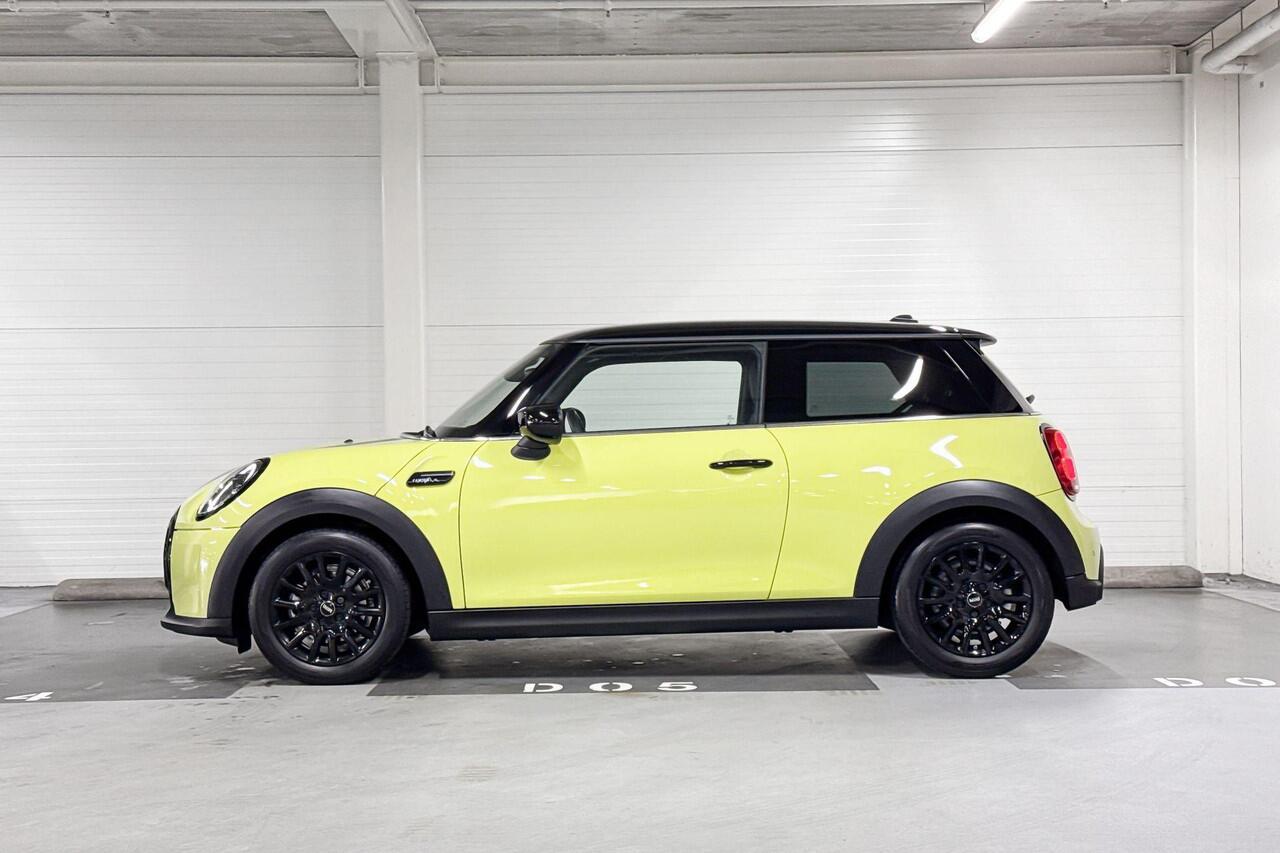 Mini COOPER 3-deurs | Sfeerverlichting | Park Distance Control | Apple CarPlay | Selections