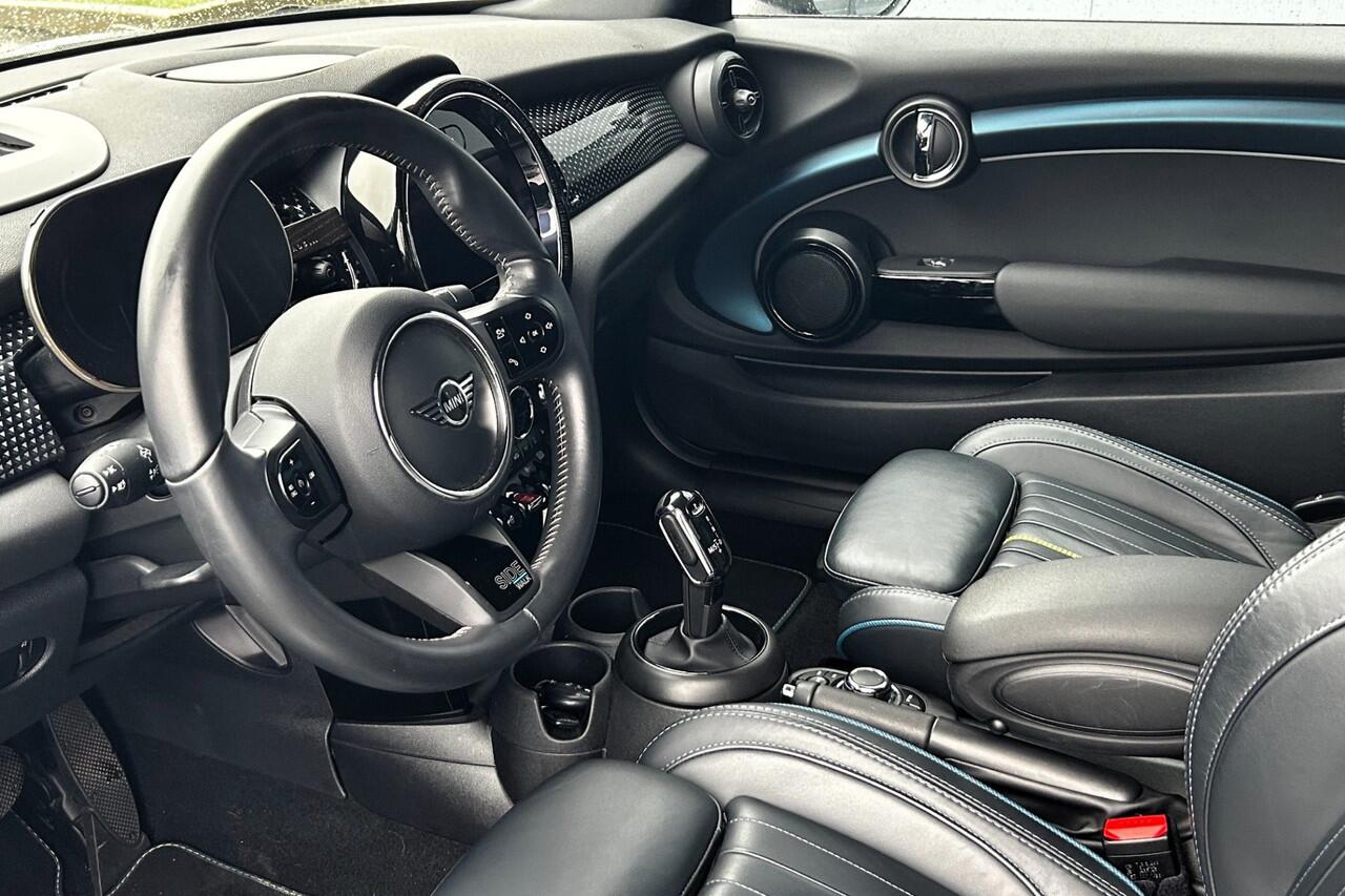 Mini COOPER Mini Cabrio 1.5 Sidewalk Edition LEER LED CAMERA 25461KM!