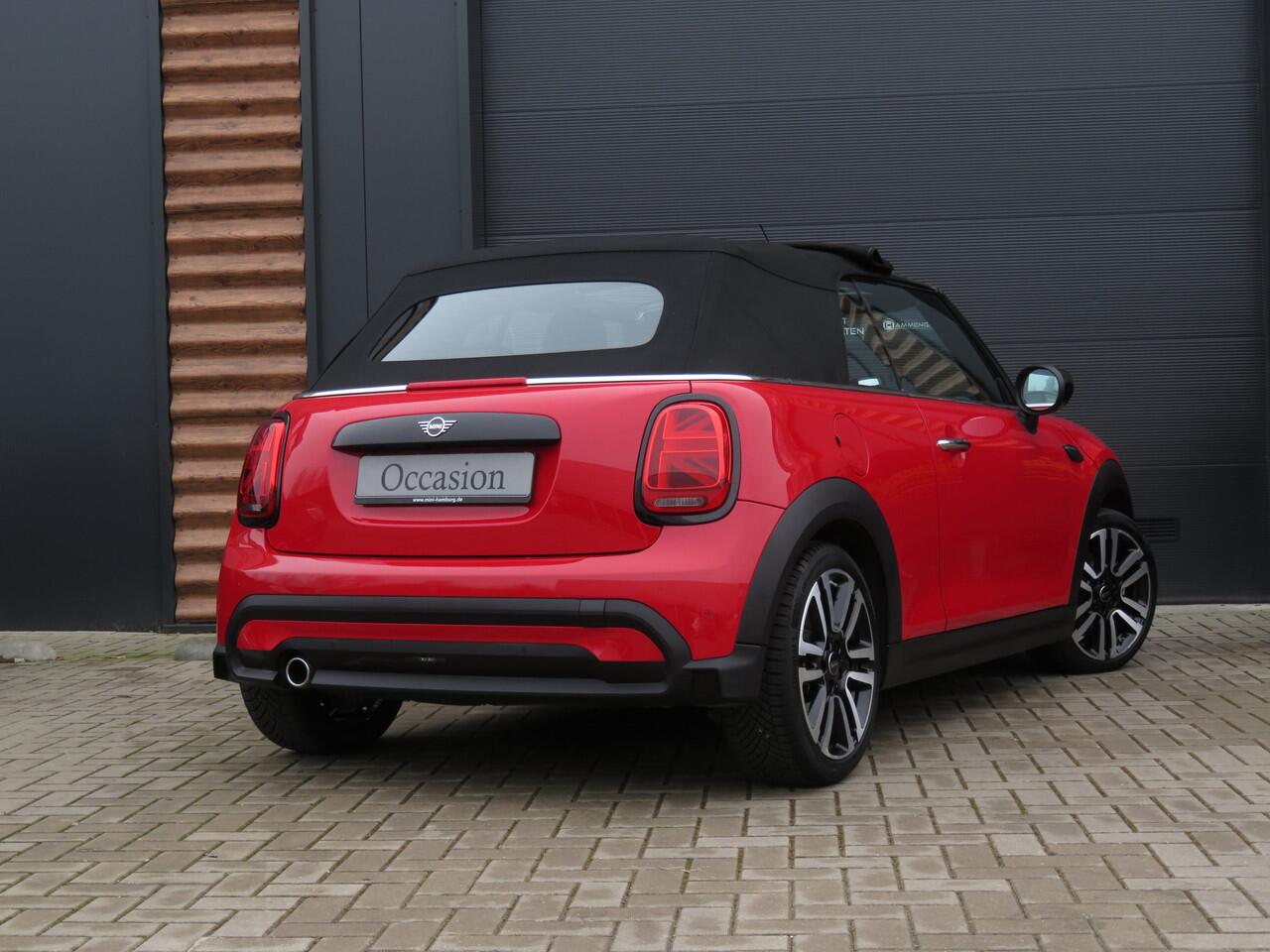 Mini COOPER Mini Cabrio 1.5 Automaat Classic Trim 1e Eigenaar Airco Cr-Control CarPlay