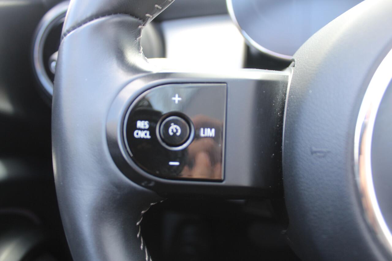 Mini COOPER Mini Cabrio 1.5 Rockingham GT EditionSidewalk Edition Head-up display l Lendesteun verstelbaar l Premium pakket l Stoelverwarming l Keyless entry VDL auto