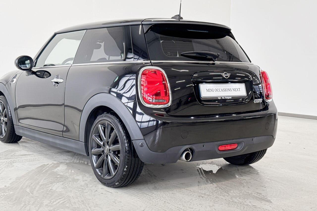 Mini COOPER 3-deurs Chili Serious Business Aut.