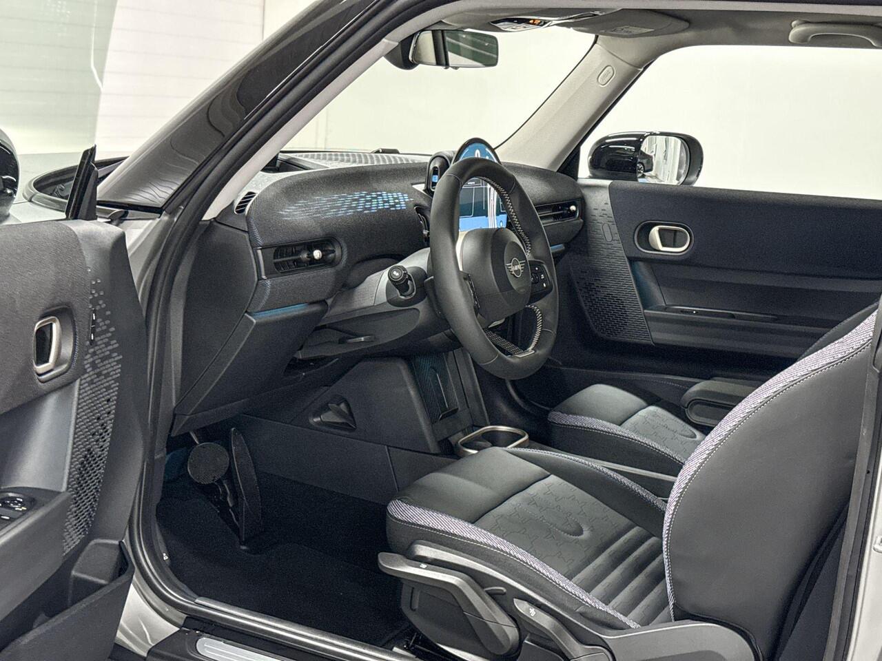 Mini COOPER 3-deurs C | Classic Uitvoering | Pakket S | 17" U-Spoke Grey