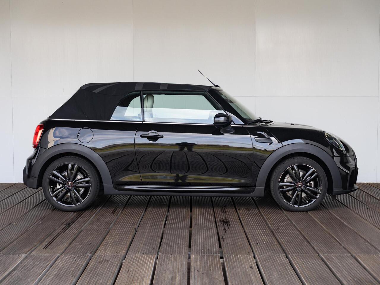 Mini COOPER Cabrio Aut. JCW pakket + Chester leder + Comfort Plus