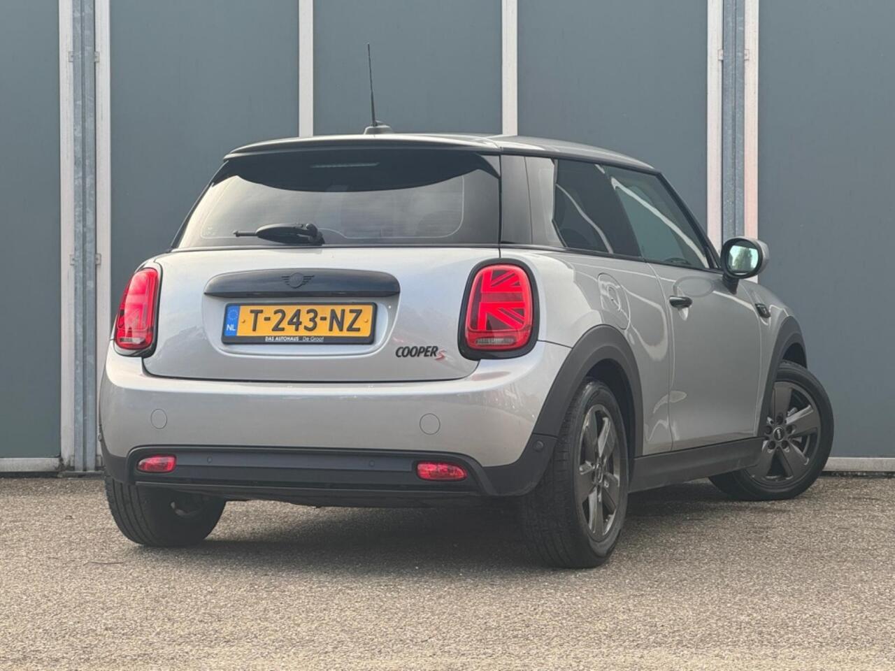 Mini COOPER Mini Black Edition S | Matrix LED | Warmtepomp | Navi